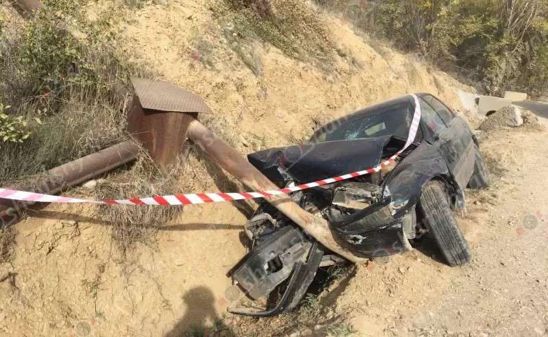 Երևան-Մեղրի ավտոճանապարհի  բախվել են Mitsubishi-ն, Isuzu-ն և Opel Vectra-ն. կան վիրավորներ