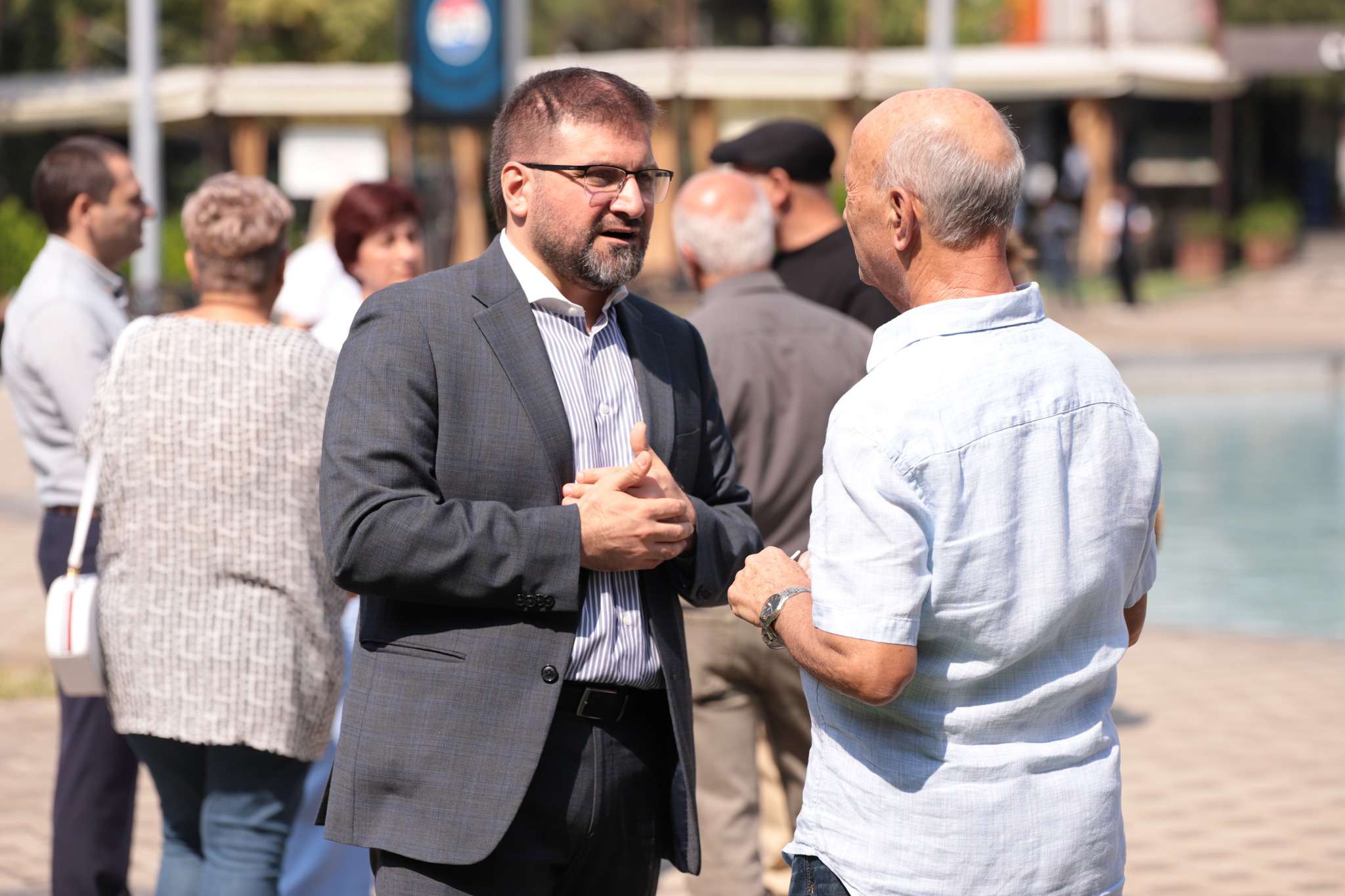 Նաիրին ողջ է, հանդիպեք, խոսեք, քննեք․ Արման Բաբաջանյան