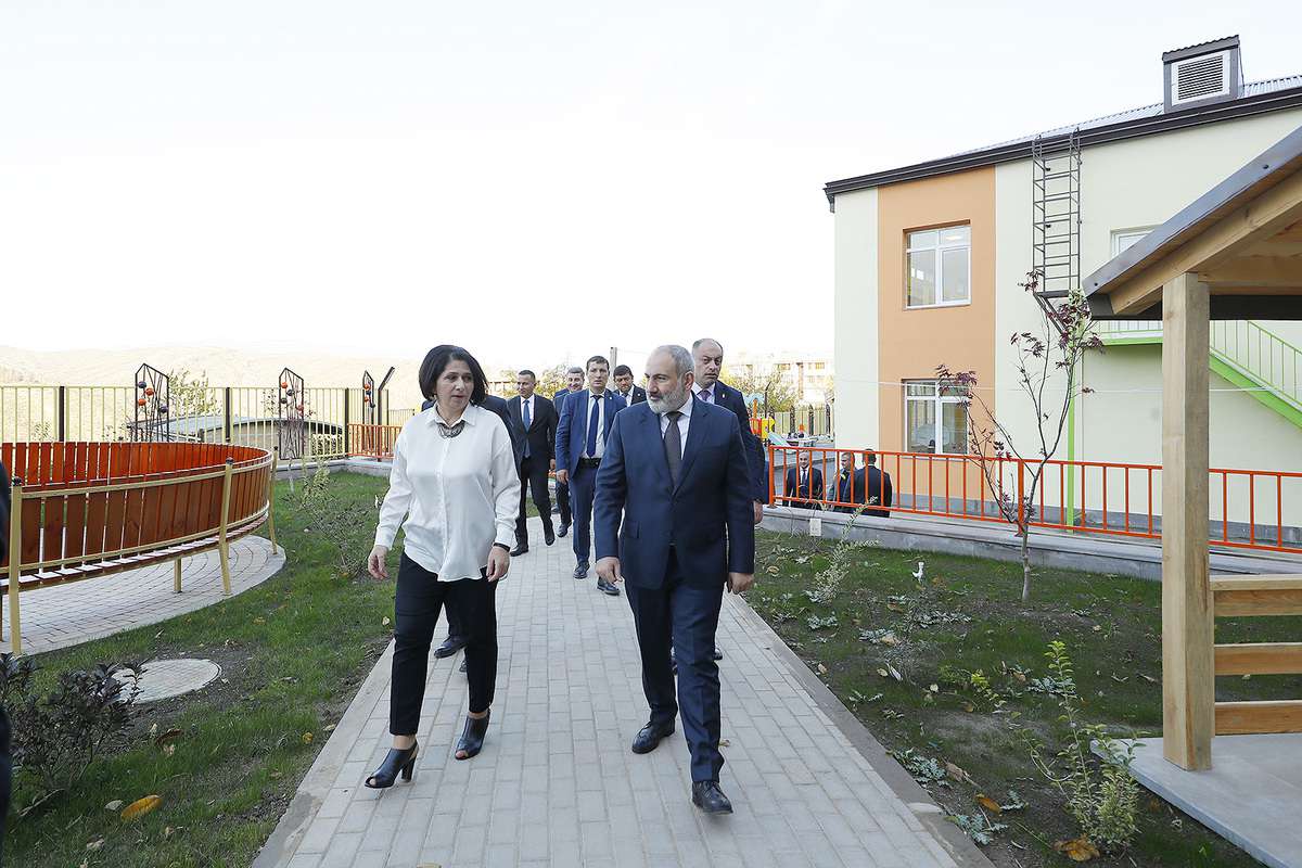 Նիկոլ Փաշինյանը ծանոթացել է Կապանի թիվ 10 մանկապարտեզի հիմնանորոգման աշխատանքներին