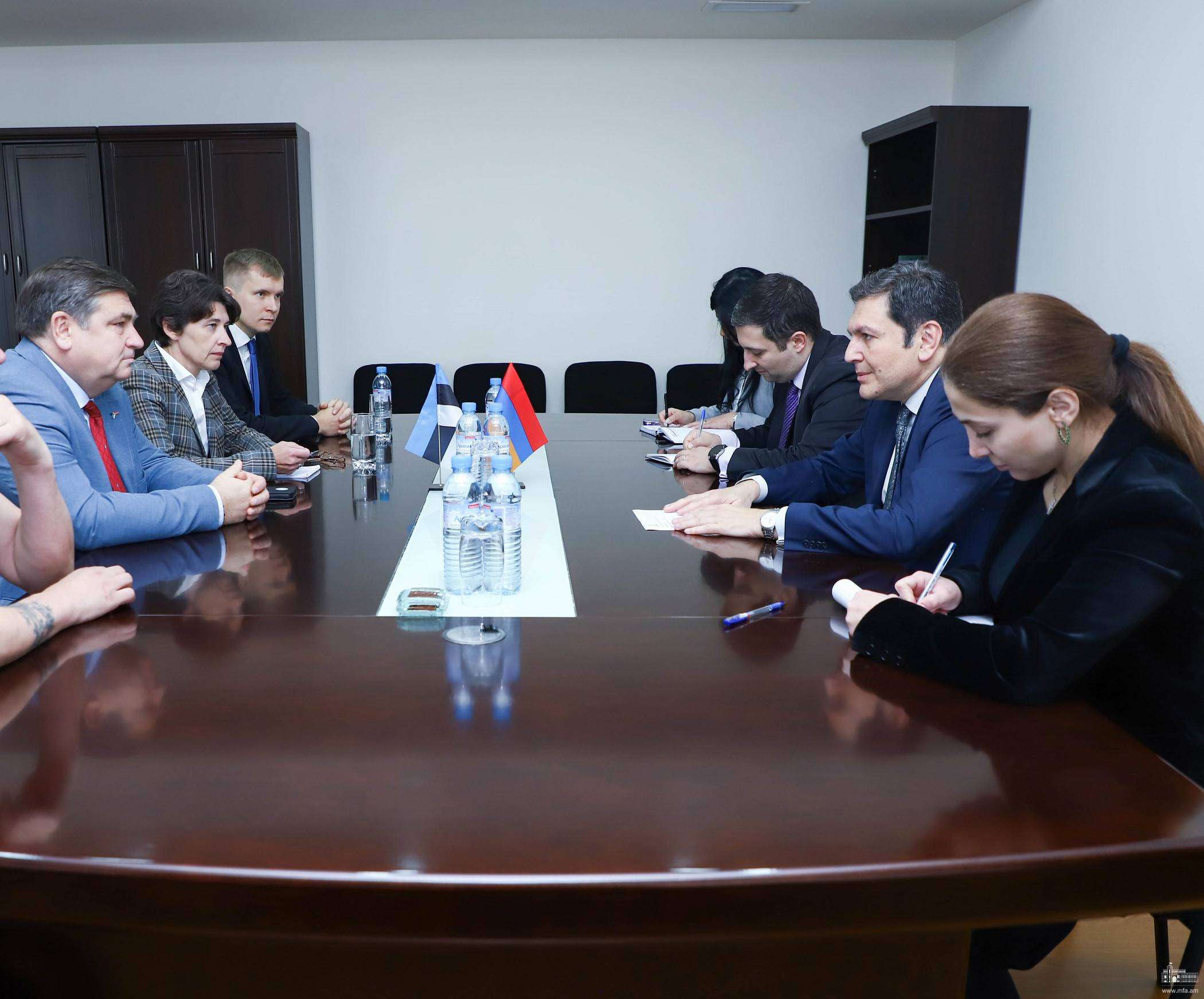 Issues related to RA-EU cooperation were discussed.