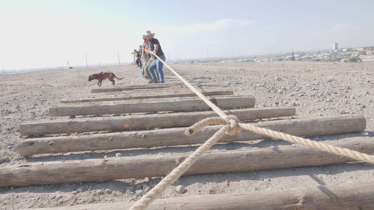 «Էրեբունի» արգելոցի հետազոտողների թիմին հաջողվել է մոտ 5 տոննա կշռող բազալտե 4 բլոկ տեղափոխել