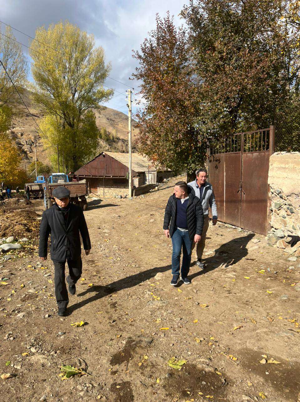 Делегация Азиатского банка развития посетила строящийся участок Сисиан-Каджаран