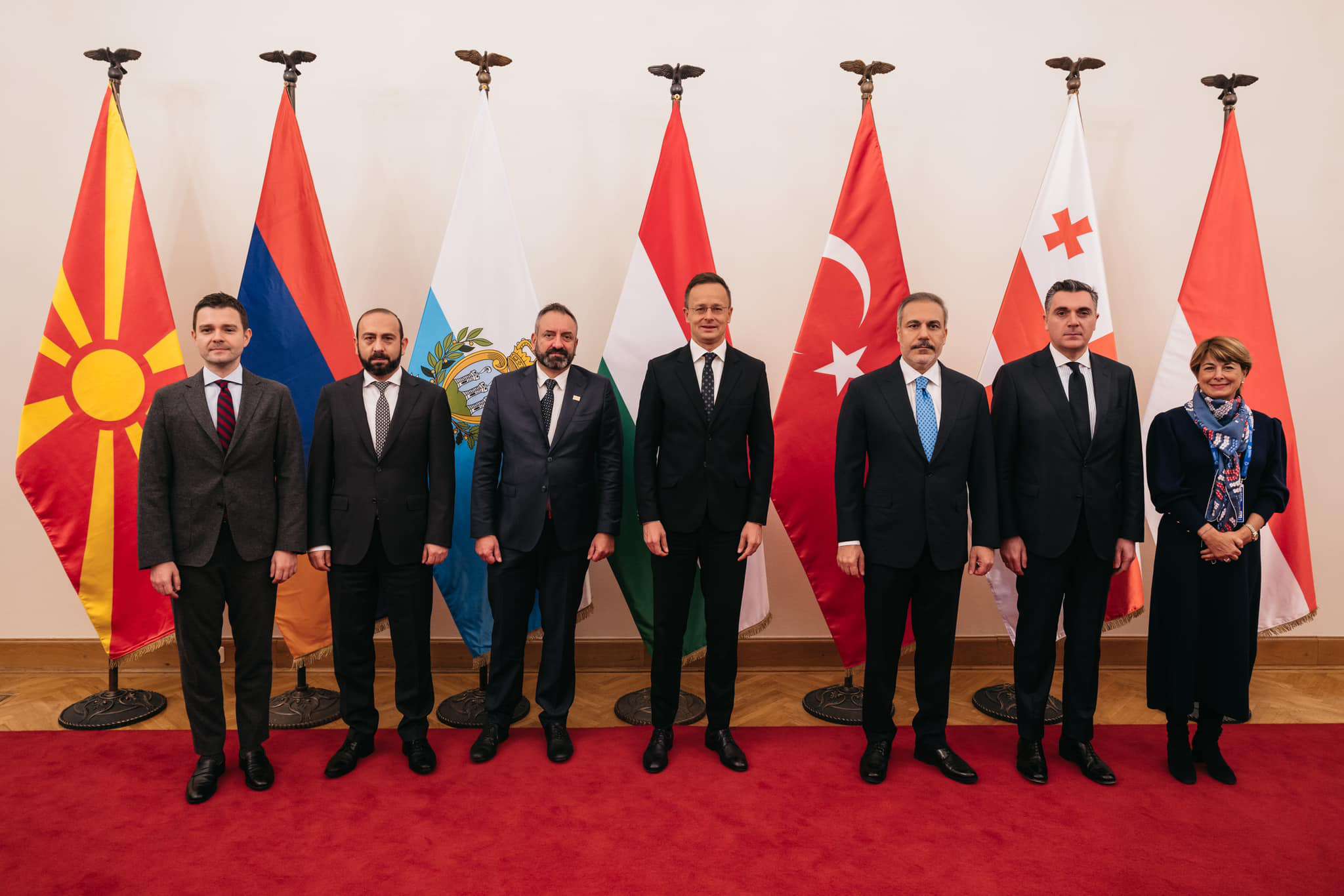 Mirzoyan presented the Armenian-Azerbaijani negotiations