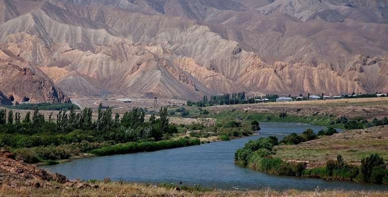 "A new bridge should be built on Arax." Sobhani