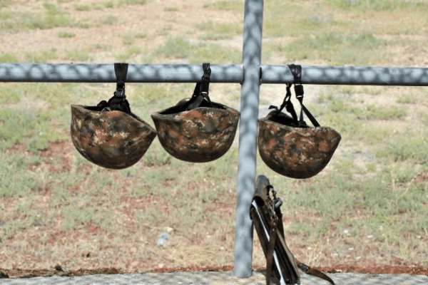 В результате вражеского огня ранен военнослужащий. Министерство обороны