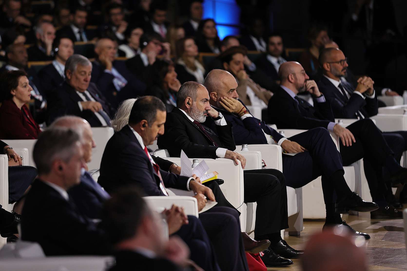 The Prime Minister participated in the "6th Paris Peace Conference" opening ceremony.