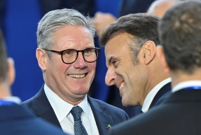 Starmer and Macron intend to convince Biden to allow striking the depths of the Russian Federation