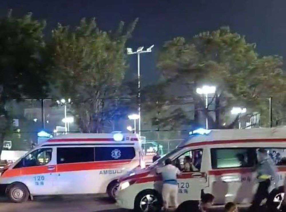 Չինաստանում տղամարդը ավտոմեքենայով մխրճվել է բազմության մեջ՝ սպանելով 35 մարդու (ՏԵՍԱՆՅՈՒԹ)
