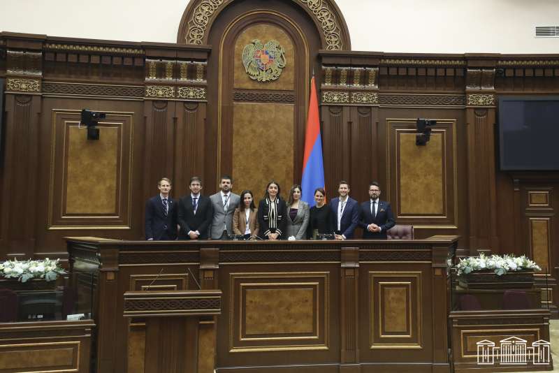 Քննարկվել են անվտանգային սպառնալիքների զսպման գործընթացում երիտասարդների դերին վերաբերող հարցեր