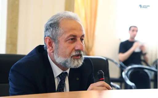 ԼՂ ԱԺ փոխնախագահի հետ կապ հաստատել չի հաջողվում․ «Ժողովուրդ»