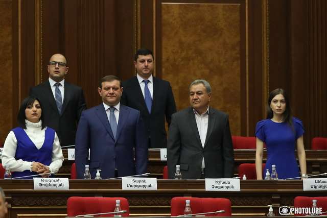 «Պատիվ ունեմ»-ը՝ խմբակցության կազմալուծման լուրերի մասին