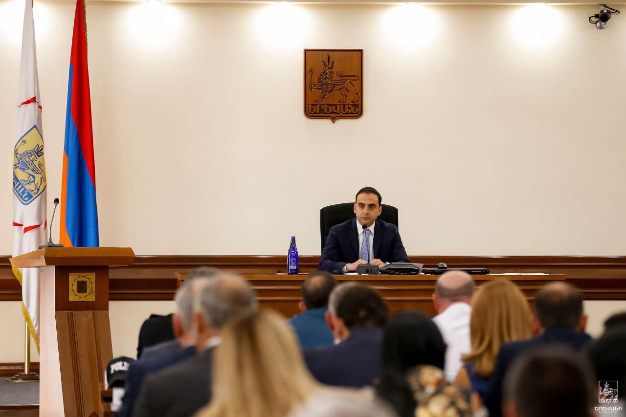 «Այս ծրագրերը քաղաքապետարանի պարտականությունը չեն, բանակցային շրջանակն էլ կոնկրետ պիտի լինի». Տիգրան Ավինյան (ՏԵՍԱՆՅՈՒԹ)