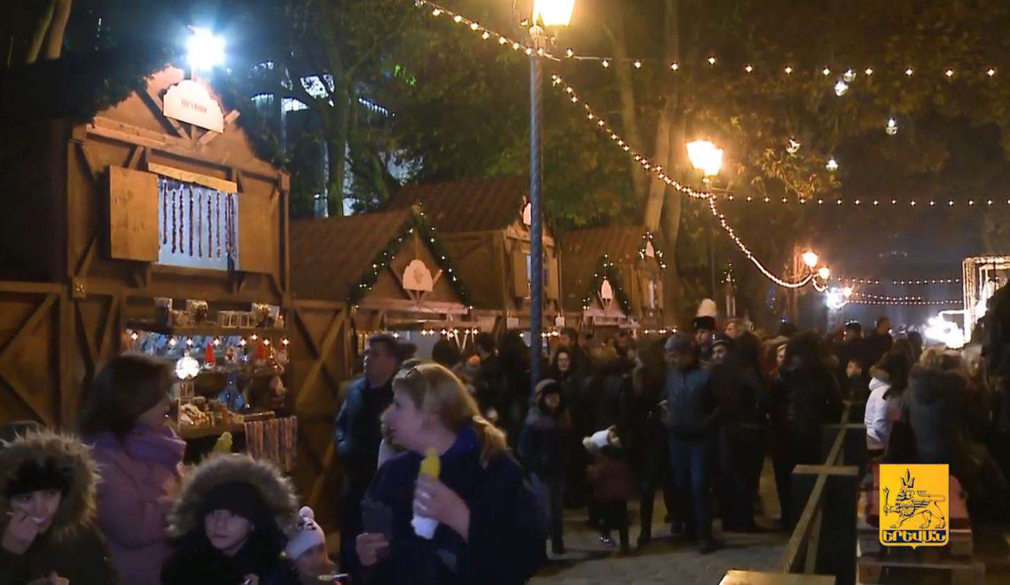 Ярмарка «Christmas market» распахнет свои гостеприимные двери