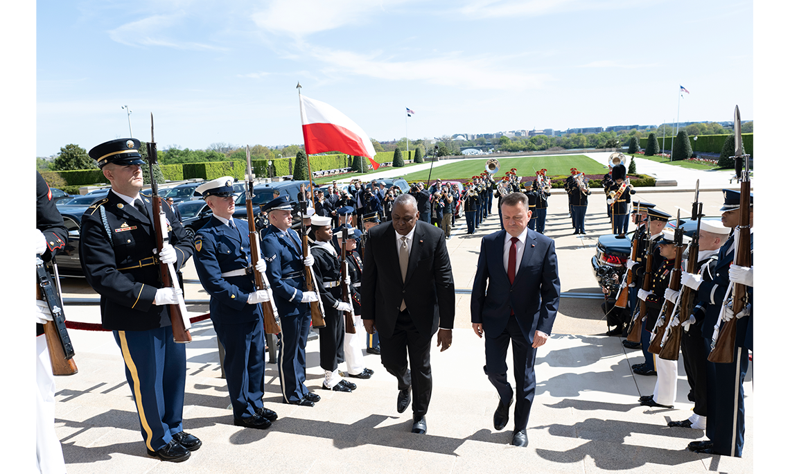 After Ukraine, the head of the Pentagon visited Poland