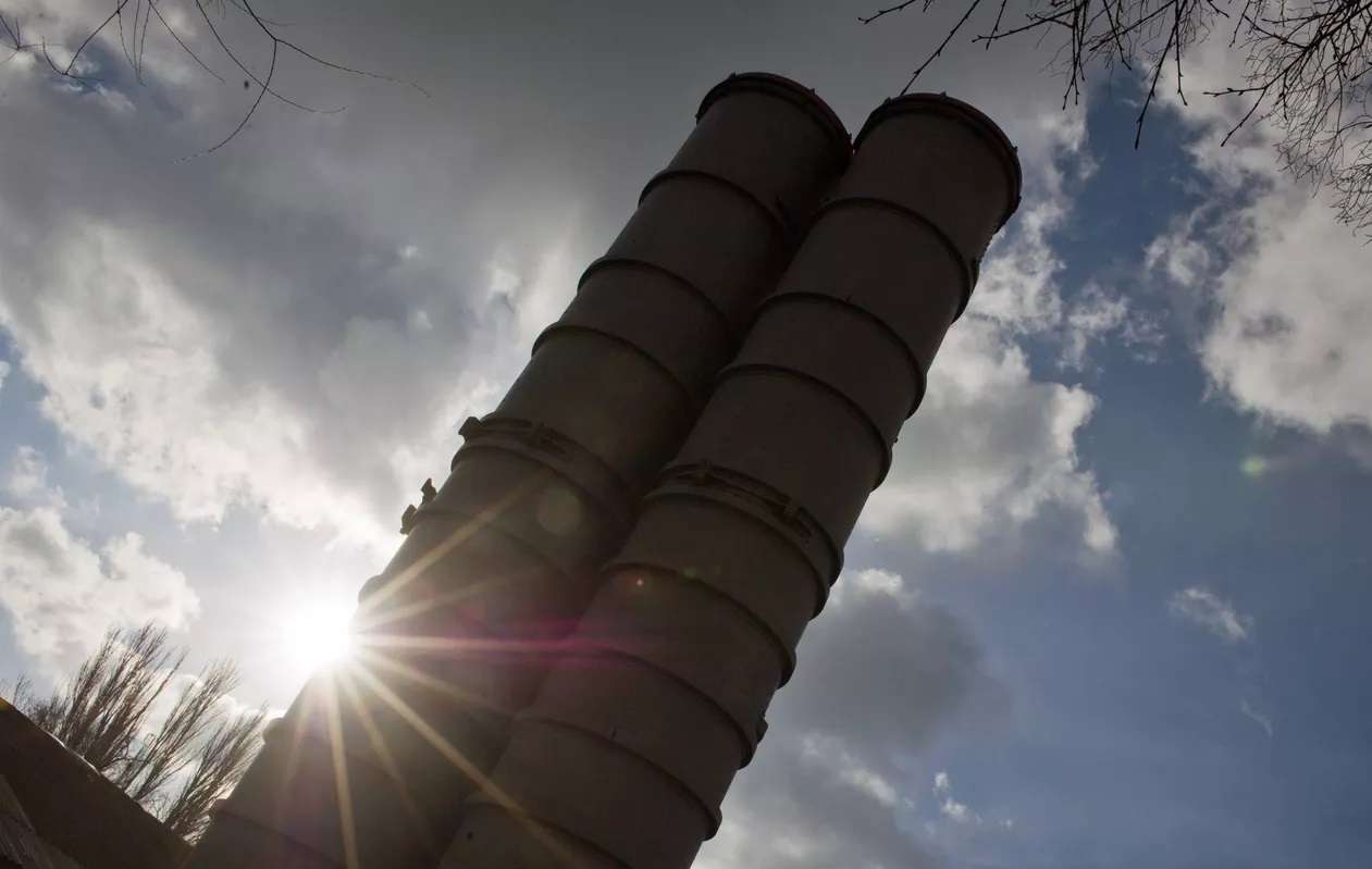 Turkey's Ministry of Defense declared its readiness to use the C-400 in the event of a threat.