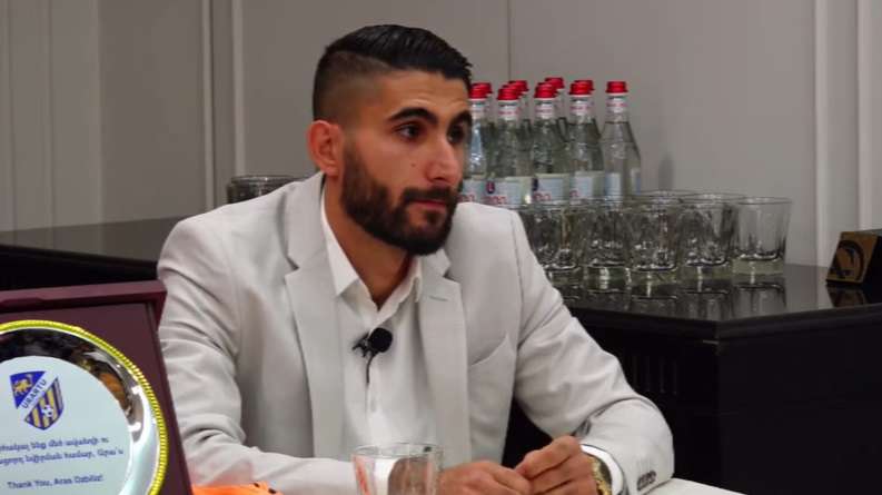 Օզբիլիսը հայտարարեց կարիերան ավարտելու և ՀՖՖ նախագահի պաշտոնում առաջադրվելու մասին (ՏԵՍԱՆՅՈՒԹ)