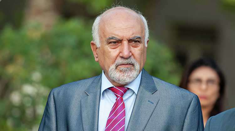 Պարույր Հայրիկյանի տունը վարձակալությամբ հանձնելու անվան տակ գումար են հափշտակել