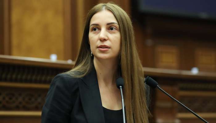 «Պահը կգա՝ այդ մասին կխոսեմ». Աննա Գրիգորյանը՝ «Վերածնվող Հայաստան»-ից դուրս գալու պատճառների մասին