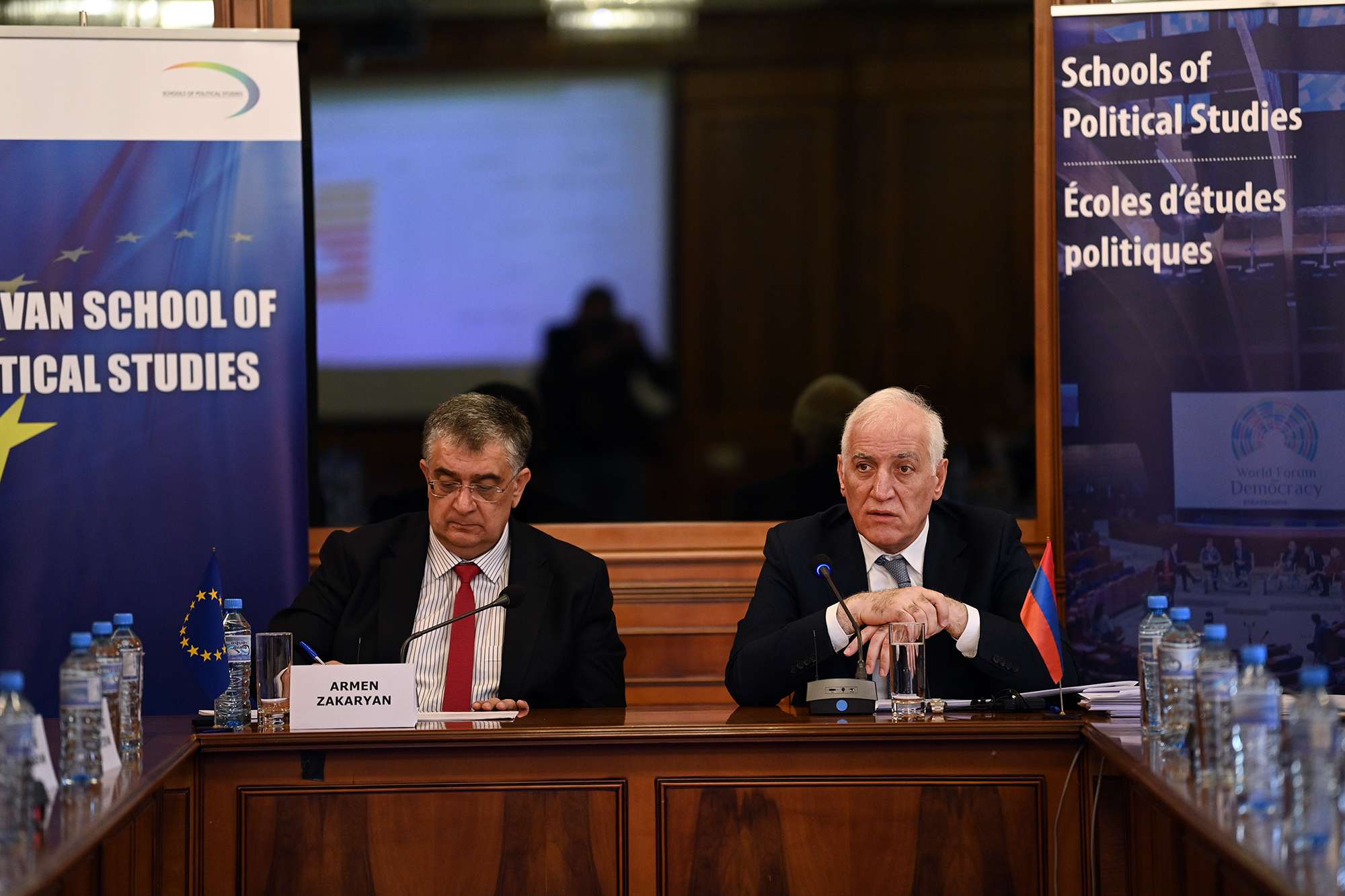 Վահագն Խաչատուրյանը դասախոսություն է կարդացել ՔԴԵԴ դասընթացի մասնակիցների համար