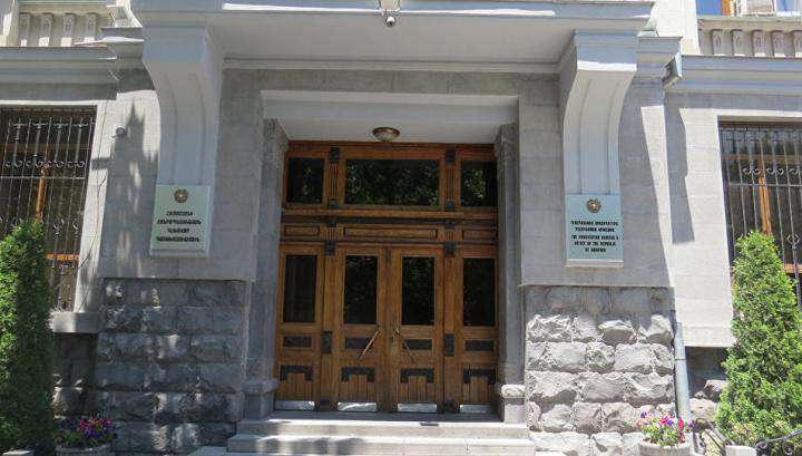 Բռնագանձվելու է 5 անշարժ և 2 շարժական գույք և շուրջ շուրջ 1 մլրդ 880 միլիոն դրամ