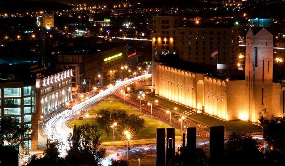 Երևանում փոփոխվել է ձմեռային լուսավորության ժամանակացույցը
