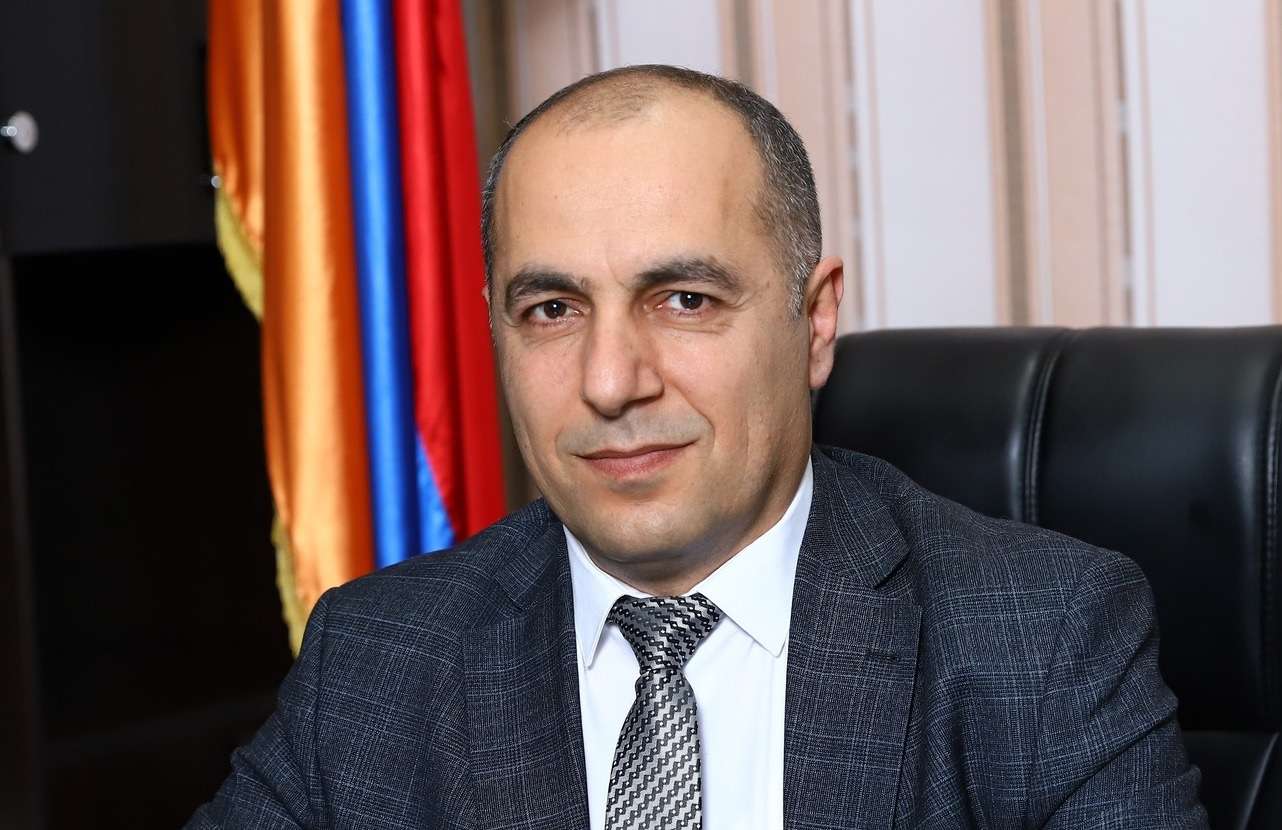 Ալավերդու ավագանու ՔՊ խմբակցությունն անվստահություն է հայտնել համայնքի ղեկավար Արկադի Թամազյանին