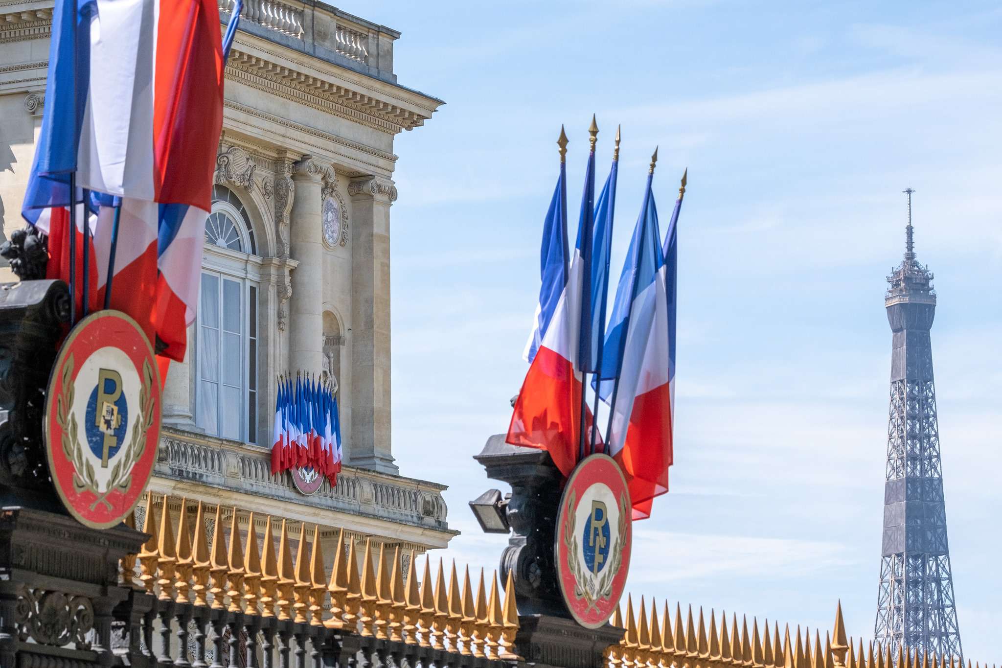 The resolutions of the Parliament are not the official position of Paris. Foreign Ministry of France