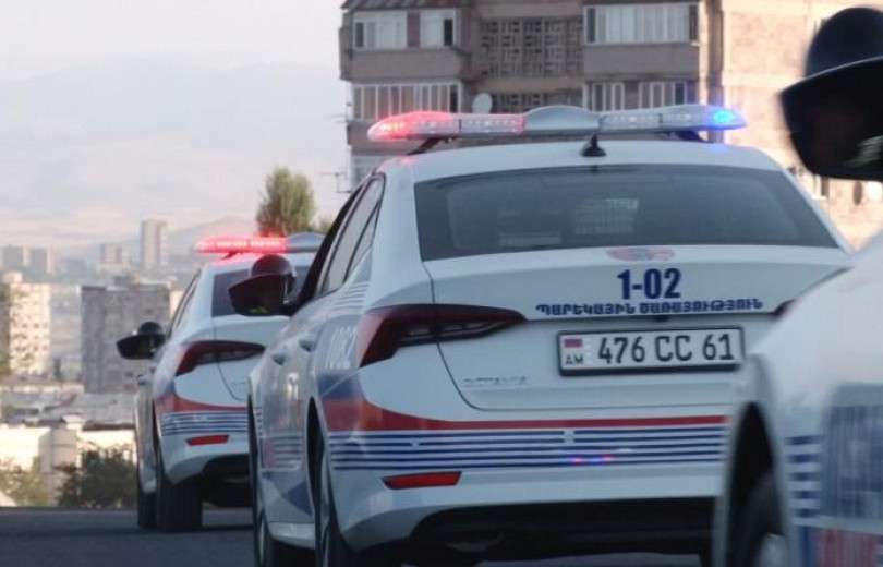 Արտաշատում ատրճանակով շրջող անչափահաս տղա է հայտնաբերվել