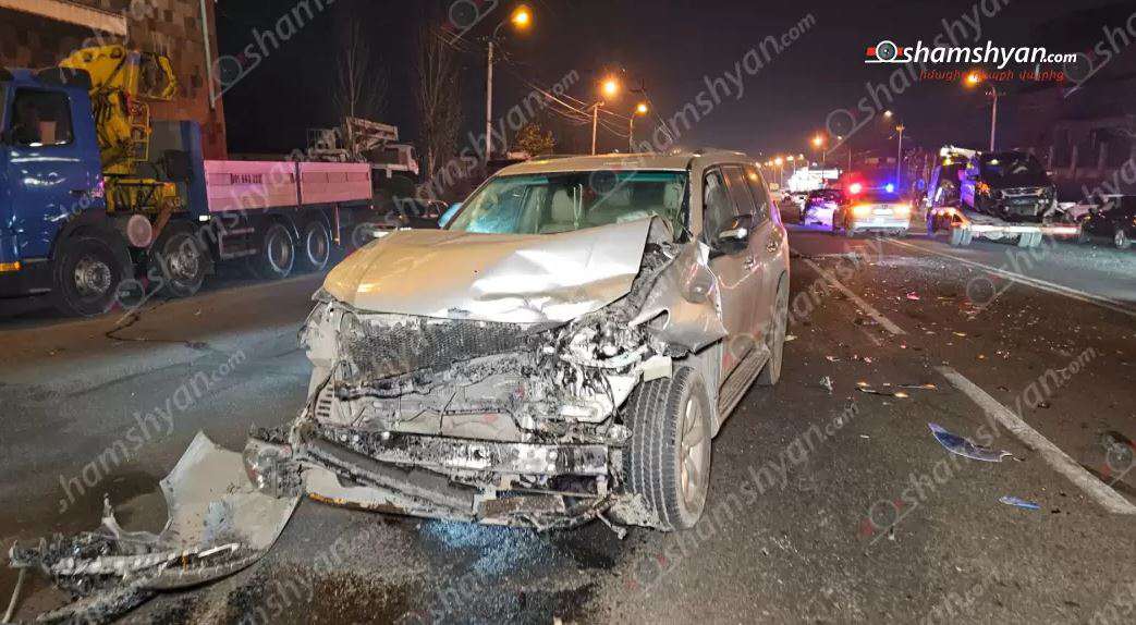 Բագրատունյաց պողոտայում բախվել են Lexus-ը, Toyota-ն ու Kia-ն. տնօրենները տեղափոխվել են հիվանդանոց