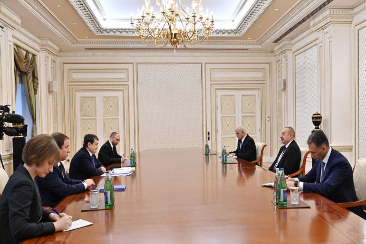 Aliyev received Putin's assistant
