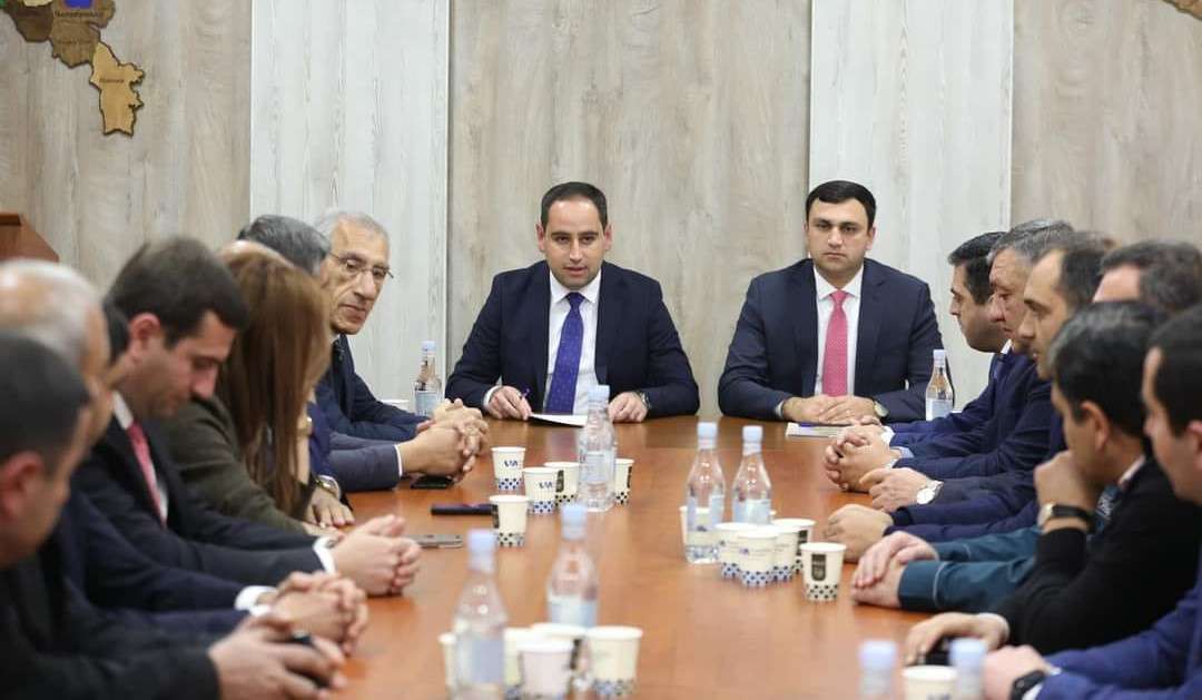 ՏԿԵ նախարարը ներկայացրել է Արմավիրի նորանշանակ մարզպետին
