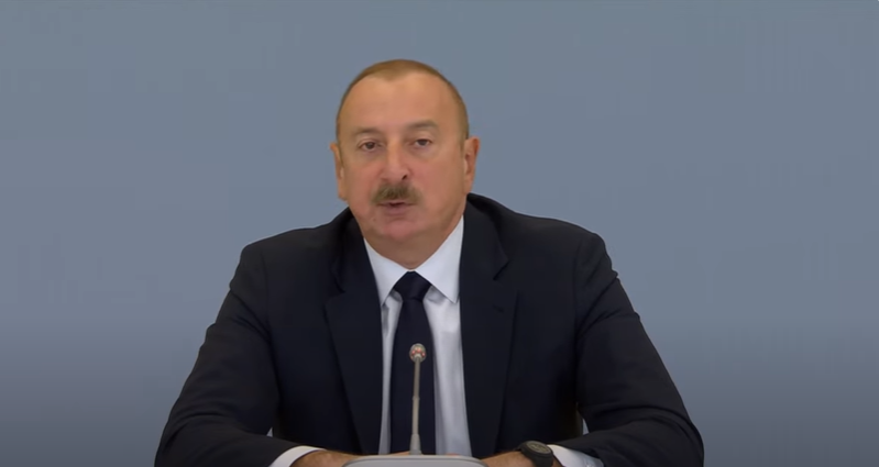«Жители Карабаха либо становятся гражданами Азербайджана, либо выбирают другое место жительства». Алиев