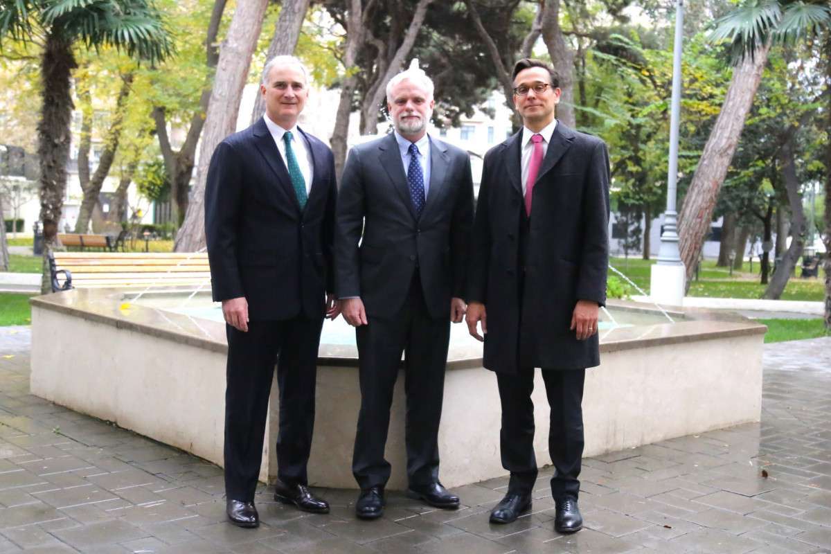 Senior US officials are in Baku