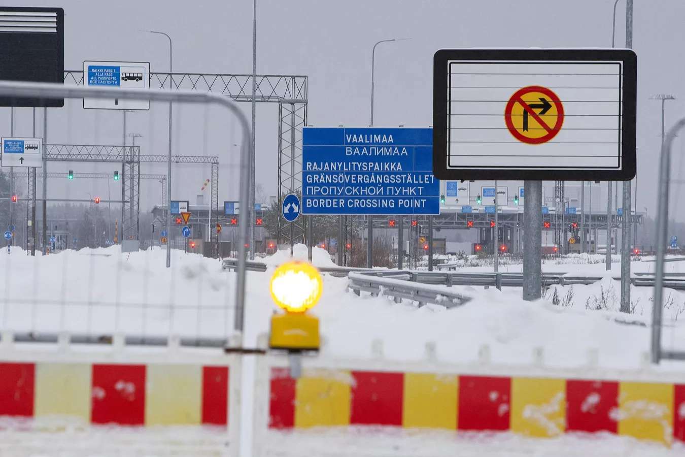 Finland will open border checkpoints with Russia