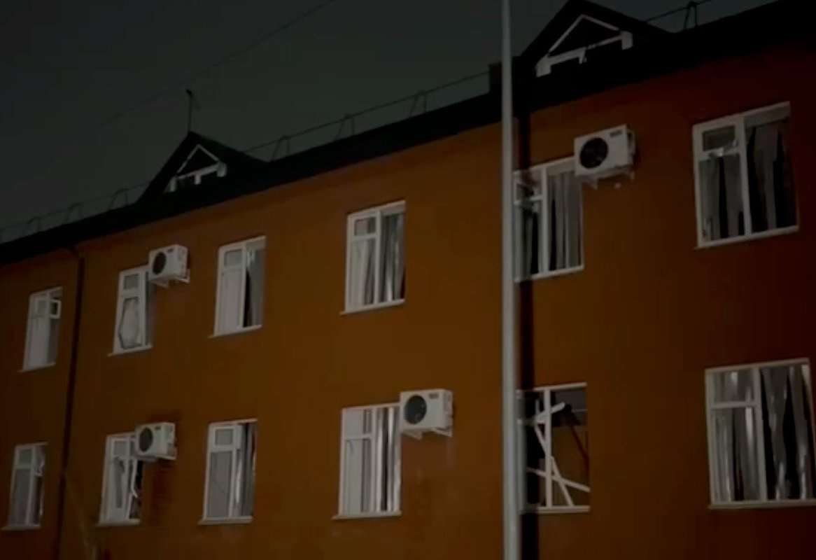 UAVs attacked the barracks of the special regiment of the Ministry of Internal Affairs in Grozny (VIDEO)