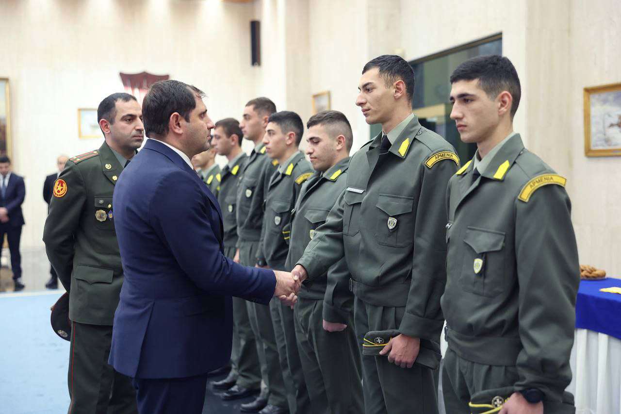 Suren Papikyan visited the Military Academy of the Ground Forces of Greece and got acquainted with the programs