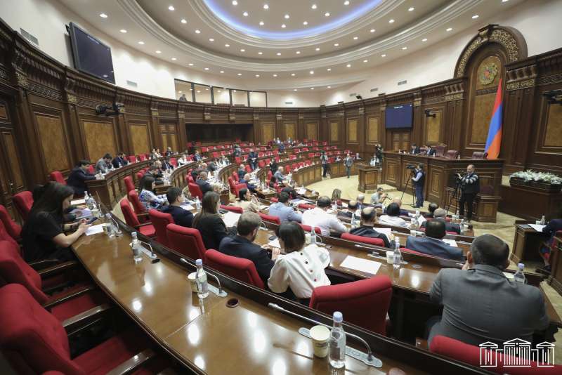 В РА будет создано Министерство внутренних дел. НС полностью приняло проект
