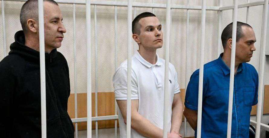 Navalny's lawyers are being tried in Russia