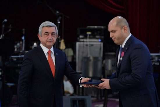 Մերժվեց Աշոտյանի՝ նաև Սերժ Սարգսյանի հետ հանդիպելու միջնորդությունը