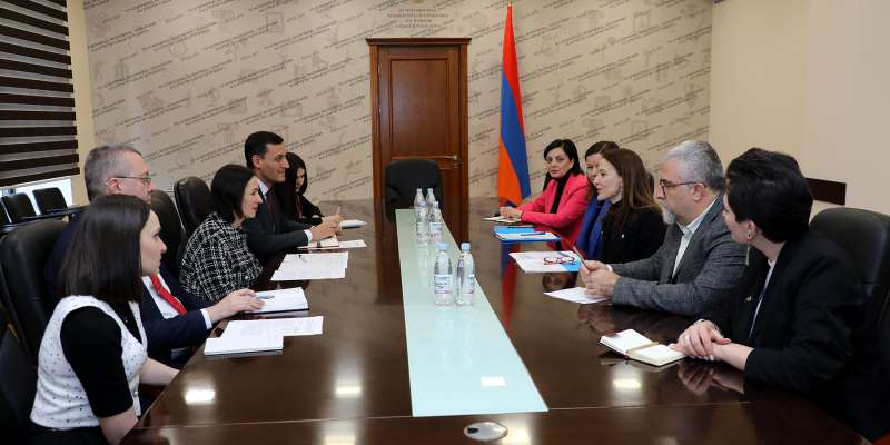Ժաննա Անդրեասյանն ընդունել է ՅՈՒՆԻՍԵՖ-ի տարածաշրջանային գրասենյակի տնօրենին