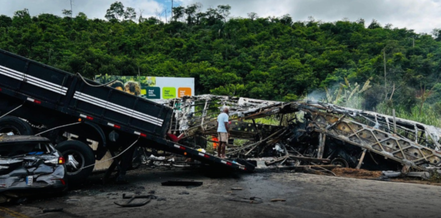 Բրազիլիայում ավտոբուսի վթարի հետևանքով 22 մարդ է զոհվել