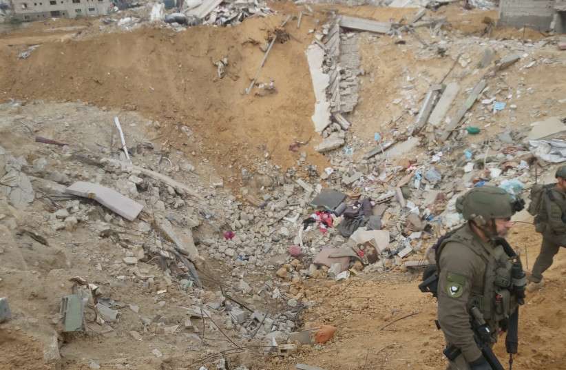 The Israeli army destroyed the house of the leader of Hamas