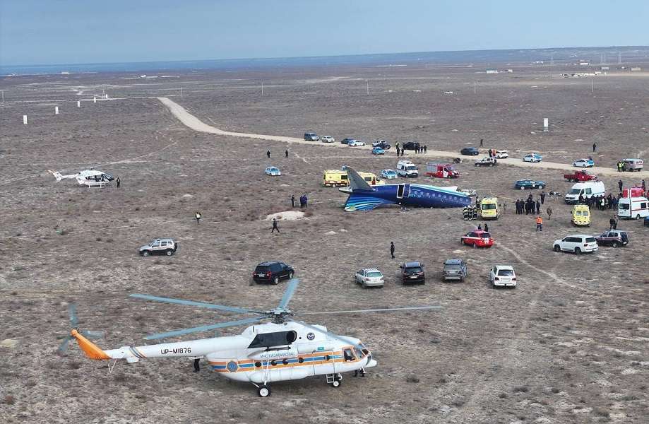 27 people survived the plane crash
