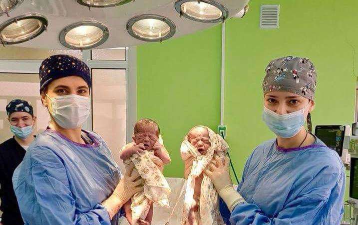 25 տարվա անպտղությունից հետո 43-ամյա կինը զույգ փոքրիկների է լույս աշխարհ բերել