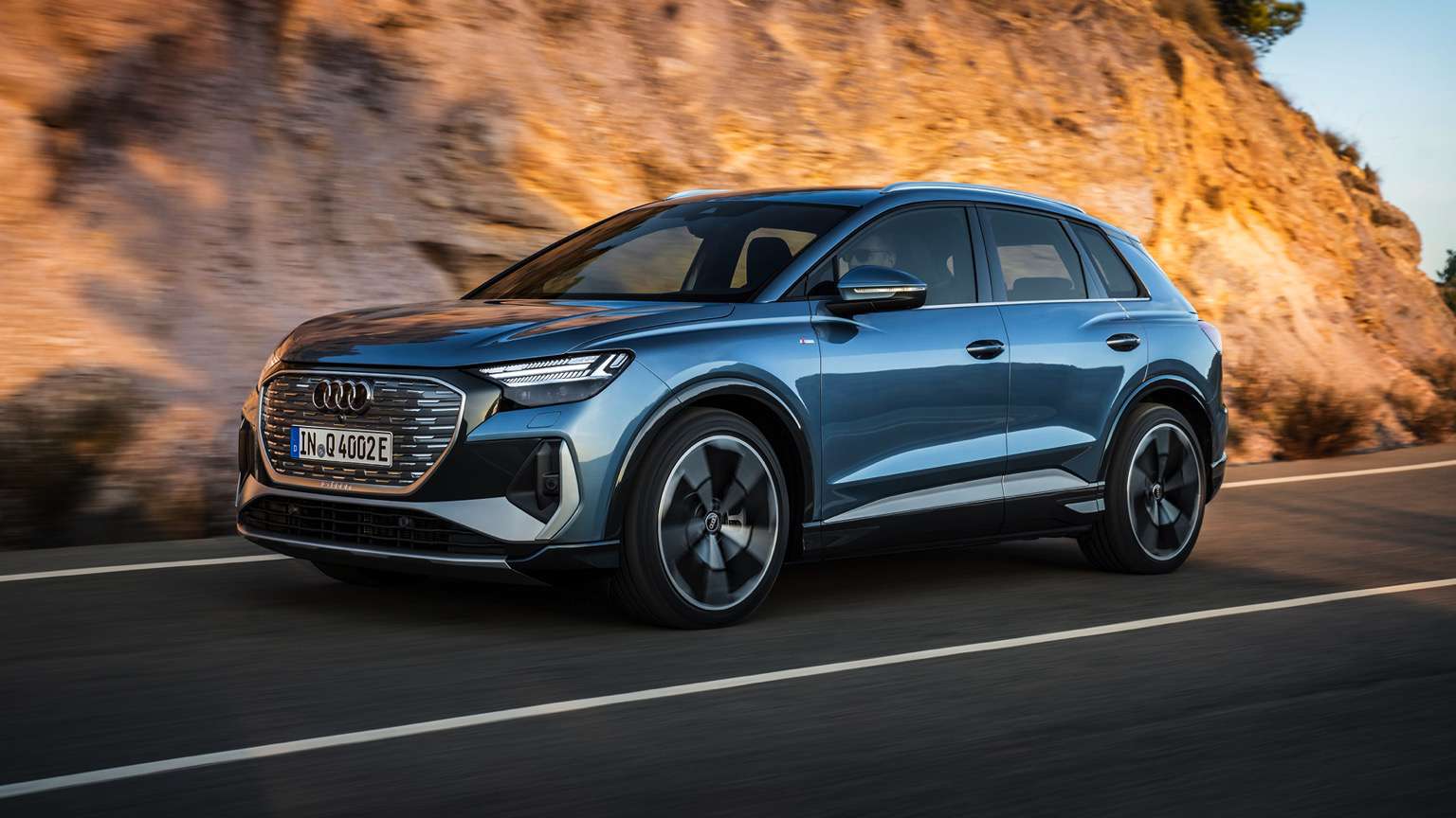 2024 Audi Q4 e-tron: affordable sports car (PHOTOS)