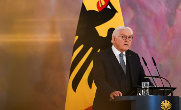 The German president dissolved the parliament