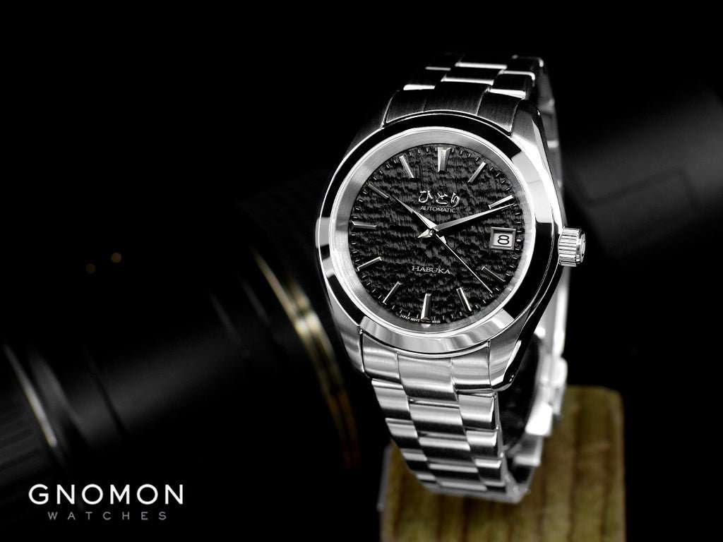 Hitori Habuka 39 Graphite Black: elegant watch for men
