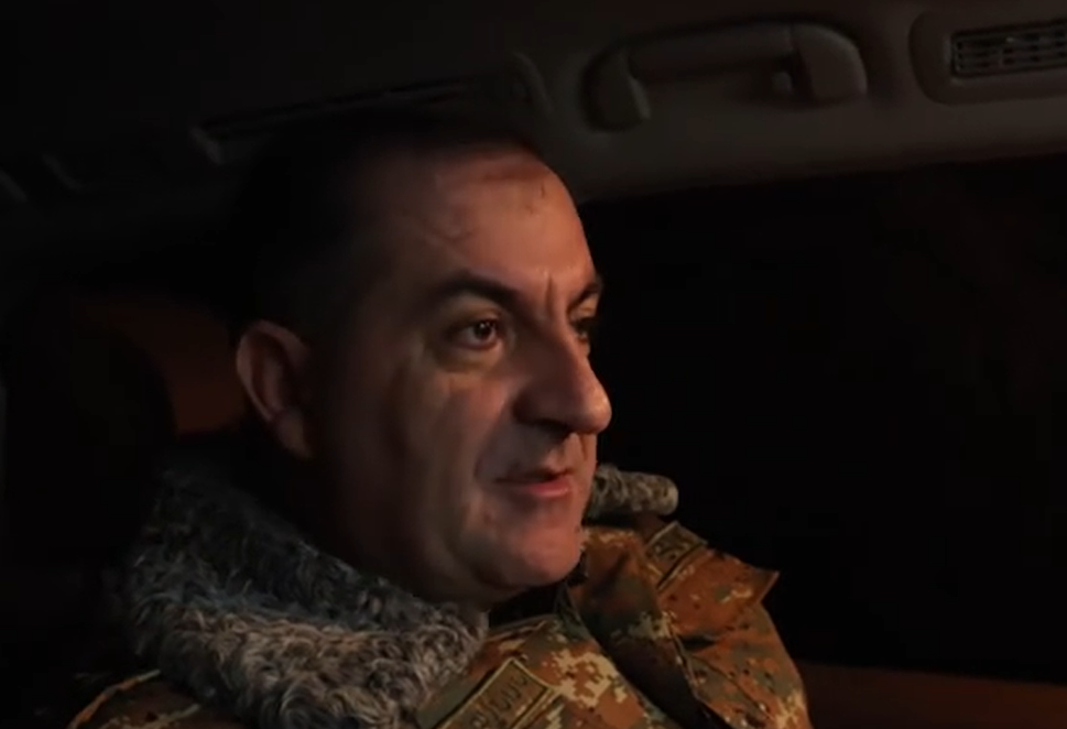 Մեկ օր՝ ԳՇ պետի հետ. գեներալ-լեյտենանտ Էդվարդ Ասրյանի առօրյան (ՏԵՍԱՆՅՈՒԹ)