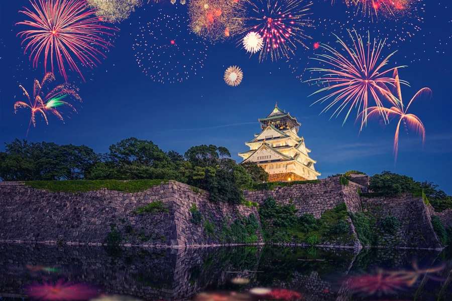 New Year's traditions in the world photo series (PHOTO SERIES)