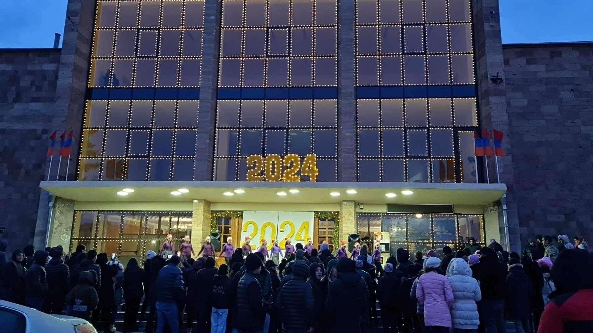 Որքա՞ն է Գավառի զարդարման և տոնական միջոցառումների ծախսը